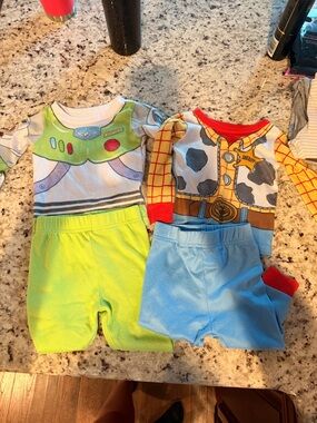 Toy Story Infant Pajama Set - Buzz Lightyear & Woody Prints
